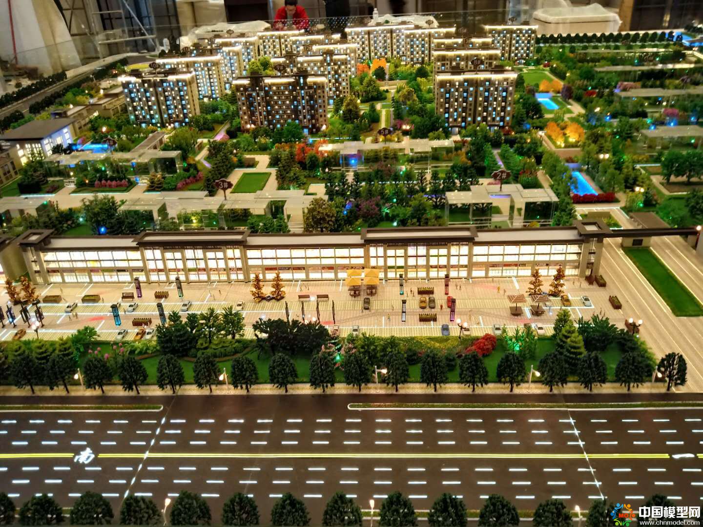 樓盤沙盤模型制作、別墅沙盤模型制作、城市規(guī)劃沙盤制作、建筑模型設(shè)計制作、工業(yè)模型設(shè)計制作、數(shù)字多媒體沙盤制作